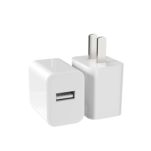 中規(guī)3C認證單口USB充電器-ST530D