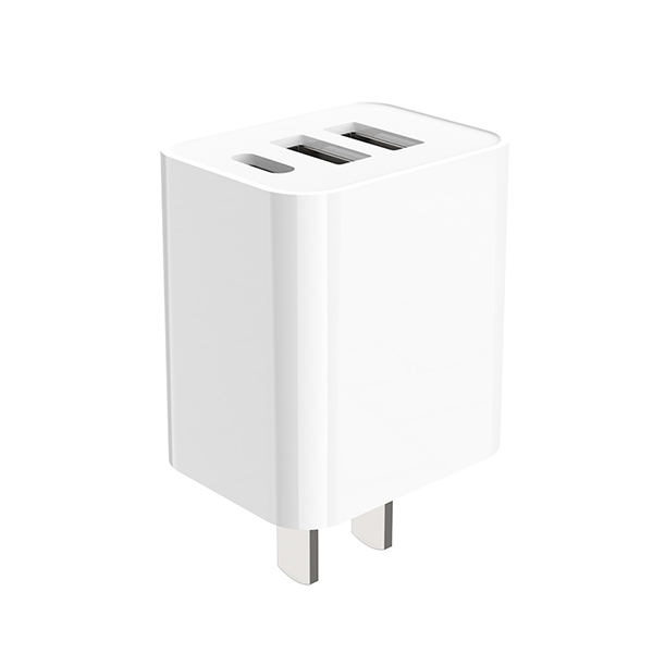 15W三口充電器2A+1C ST790 中規(guī)