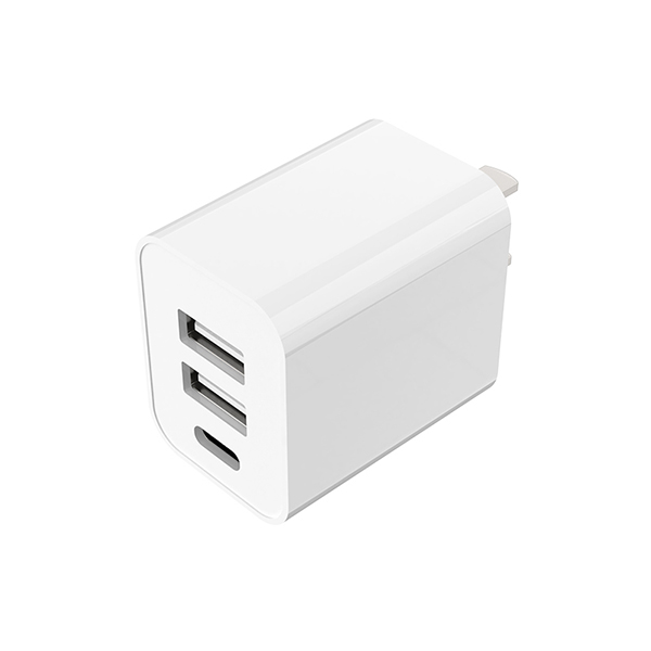 15W三口充電器2A+1C ST790 中規(guī)