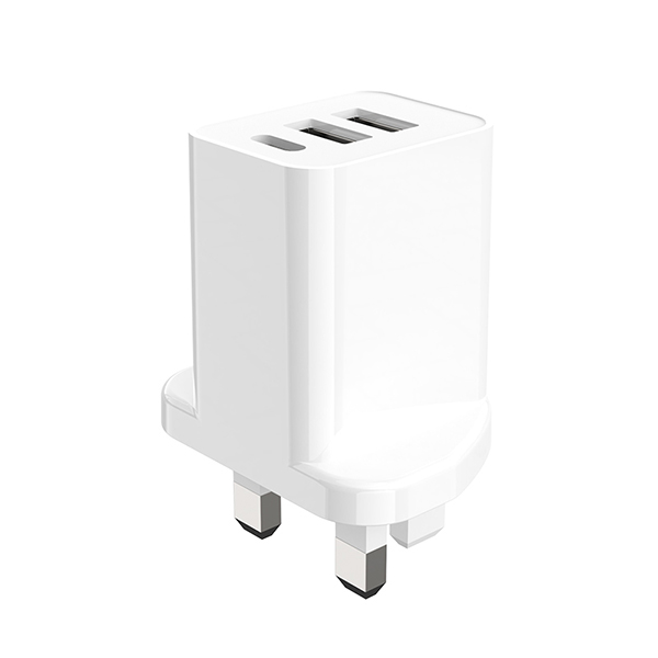 15W三口充電器2A+1C ST790 英規(guī)